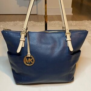 Michael Kors Black Pebbled Leather Medium Shoulder Bag